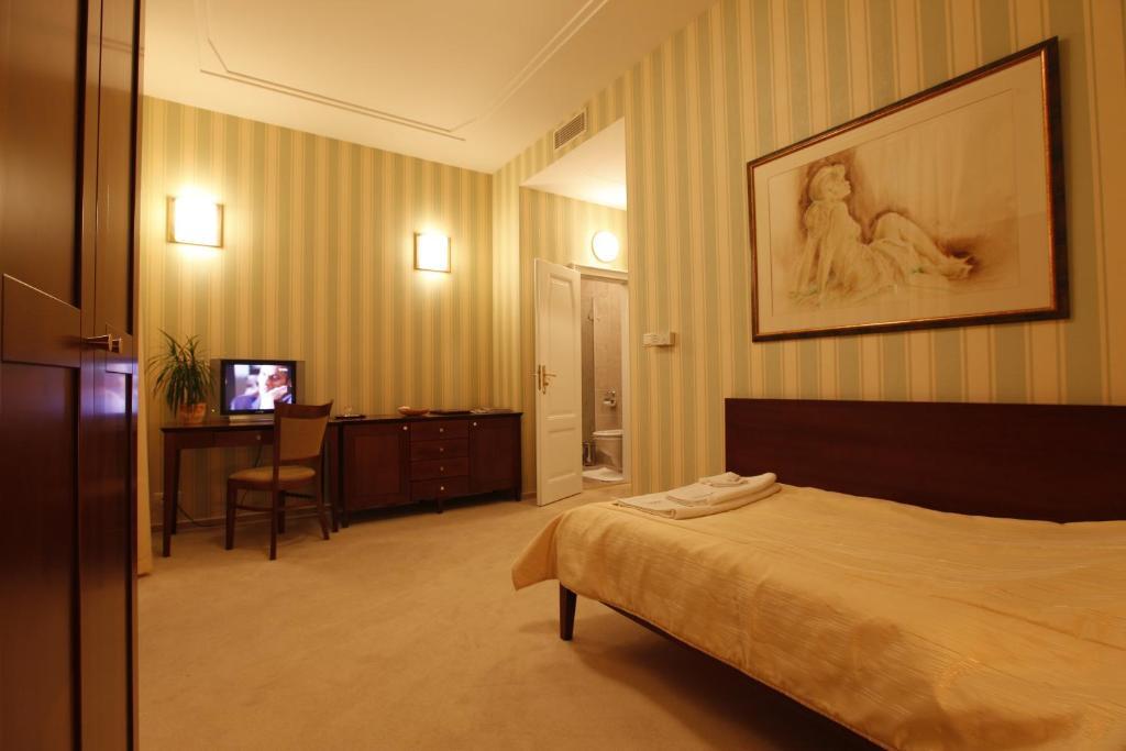 Hotel Sandor Pavillon ピエシュチャニ 部屋 写真