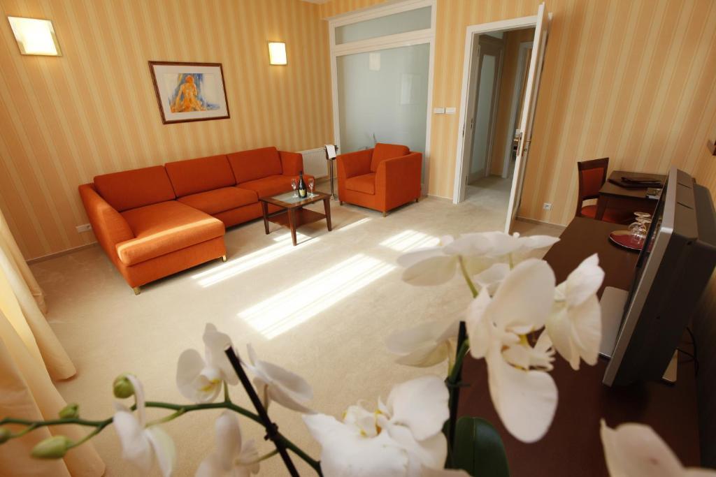 Hotel Sandor Pavillon ピエシュチャニ 部屋 写真